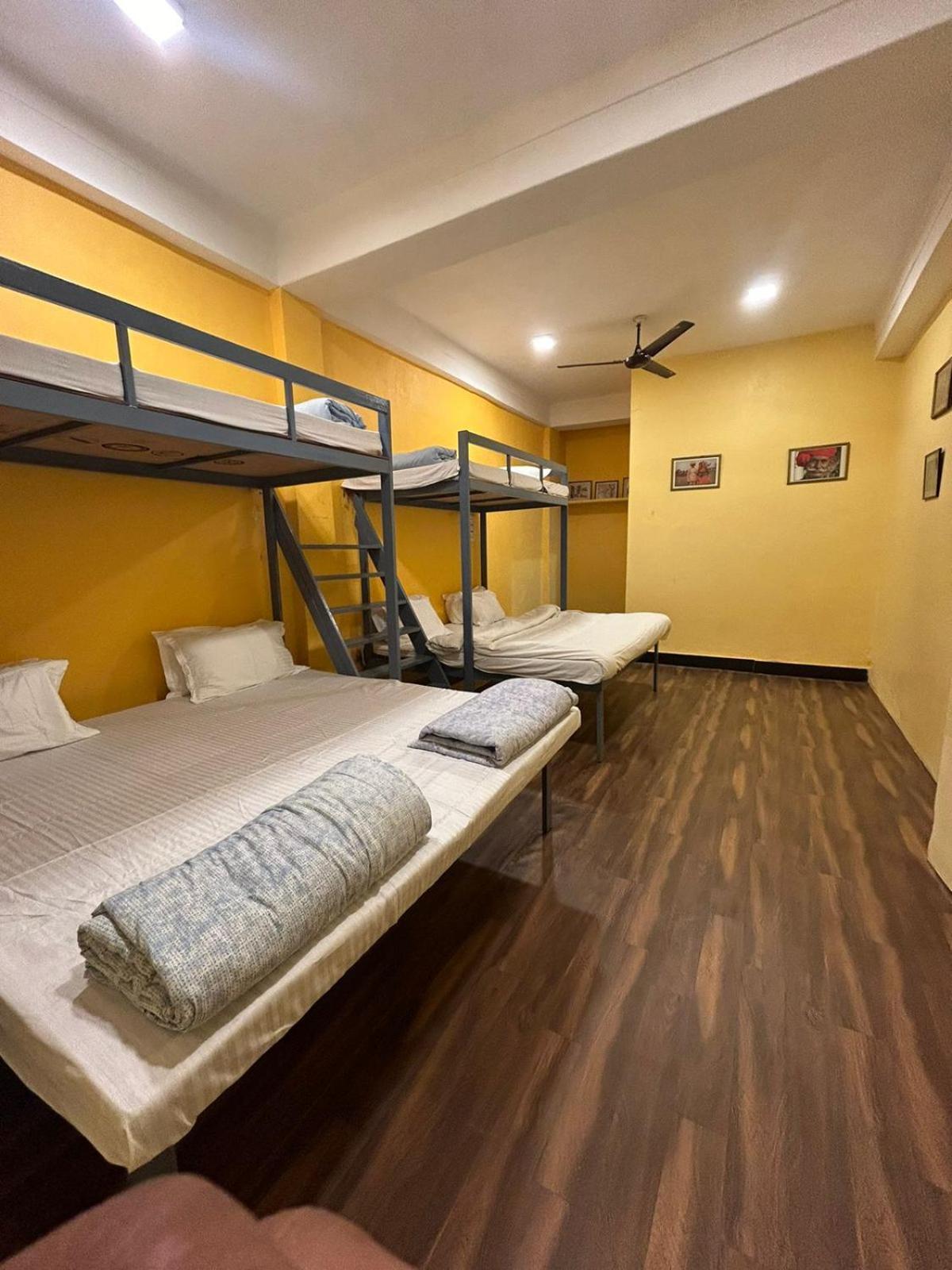 Unplanned Hostel أُودايبور المظهر الخارجي الصورة
